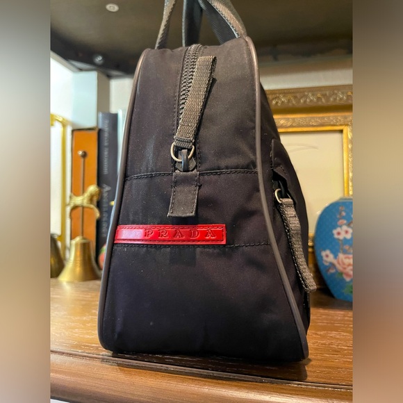 Prada Sport Borsa Di Viaggio tote approx. 8”x 8”x 5” - Picture 7 of 13